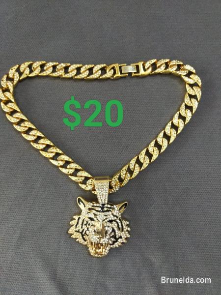 HOUSE HOLD STUFF - image 4