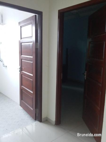 HOUSE FOR SALE - image 9