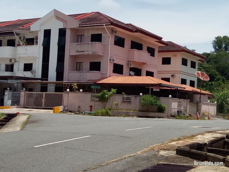 Kg Jangsak - Whole 3 Storey Apartment For Sale - image 1