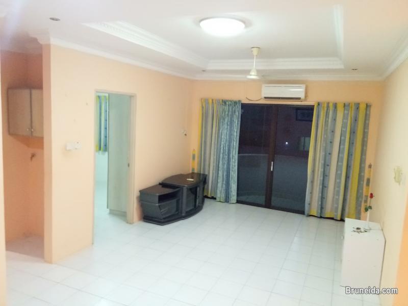 Kg Jangsak - Whole 3 Storey Apartment For Sale - image 2