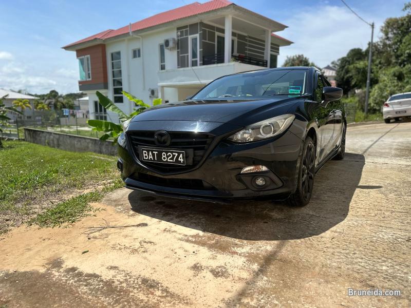 Expat leaving- Sale Mazda 3 preloved car - image 3