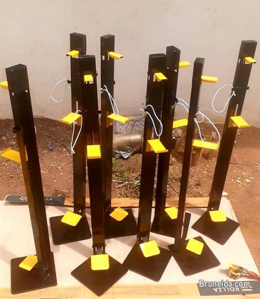 HANDS-FREE SANITIZER STAND - image 2