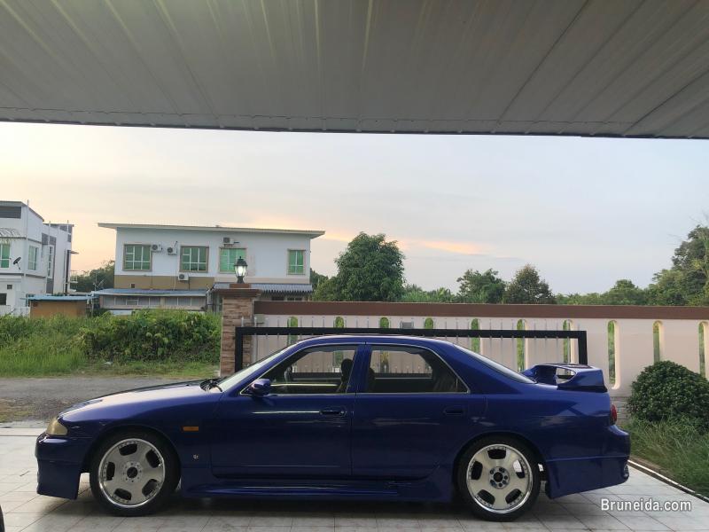 NISSAN R33 GTST (4 door) - image 12