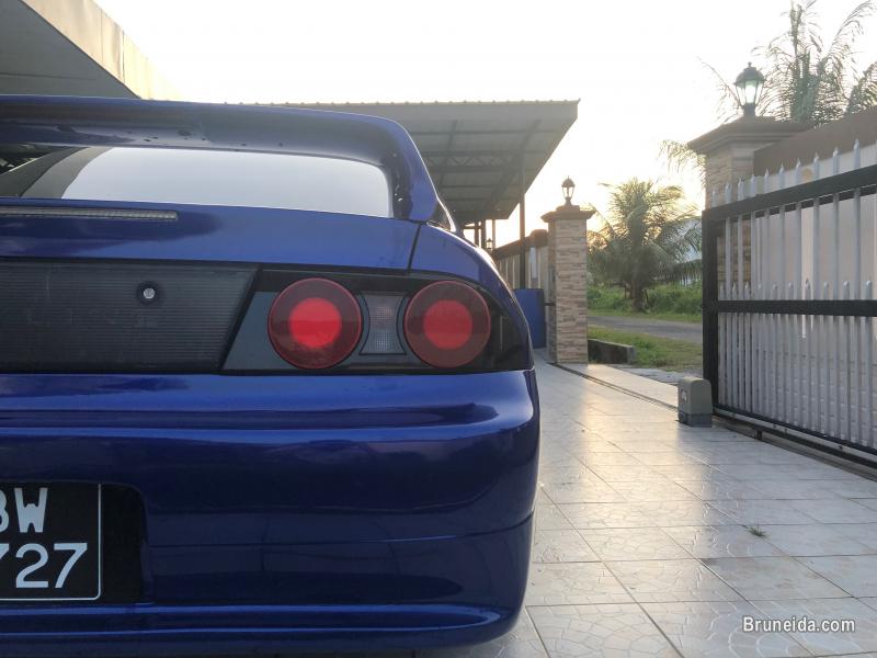 NISSAN R33 GTST (4 door) - image 4