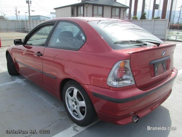 2003 BMW 3 SERIES - image 2