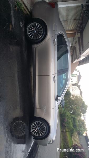 2009 BMW 750Li - image 2