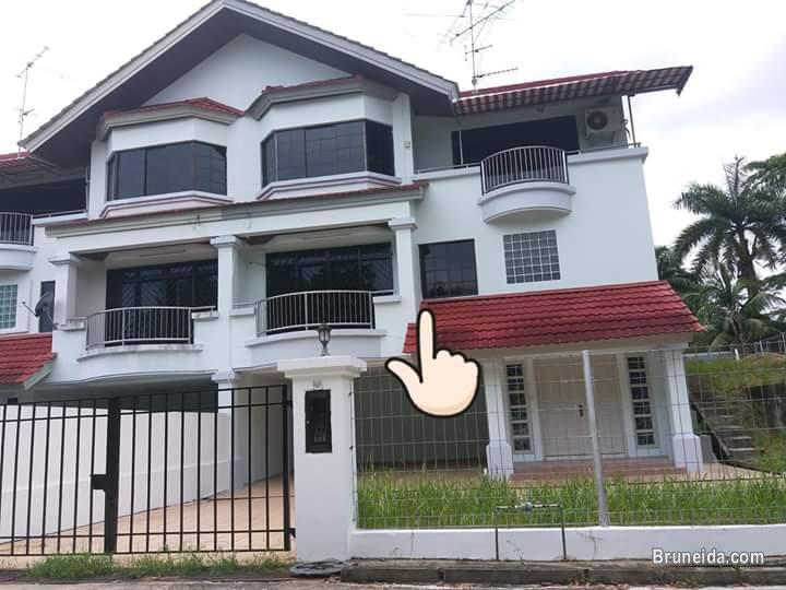 Beribi Corner Terrance for rent 1k - image 1