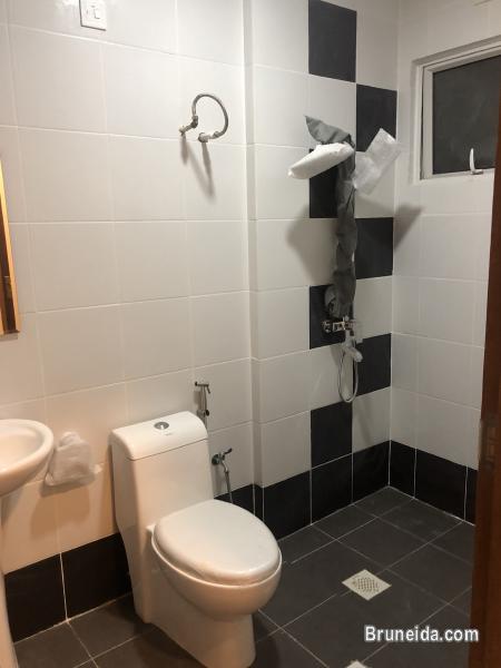 Room for rent - image 5