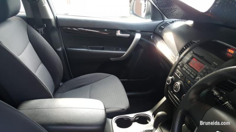 Kia Sorento 2WD 2. 4L for Sell - image 4