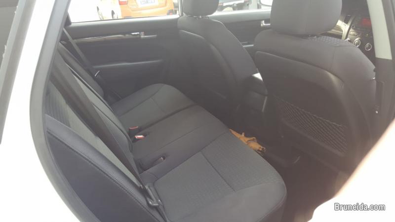 Kia Sorento 2WD 2. 4L for Sell - image 7