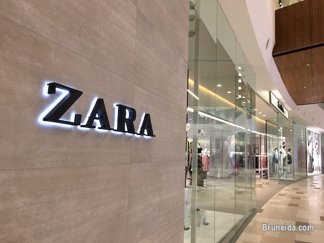 Personal Shopper - image 1