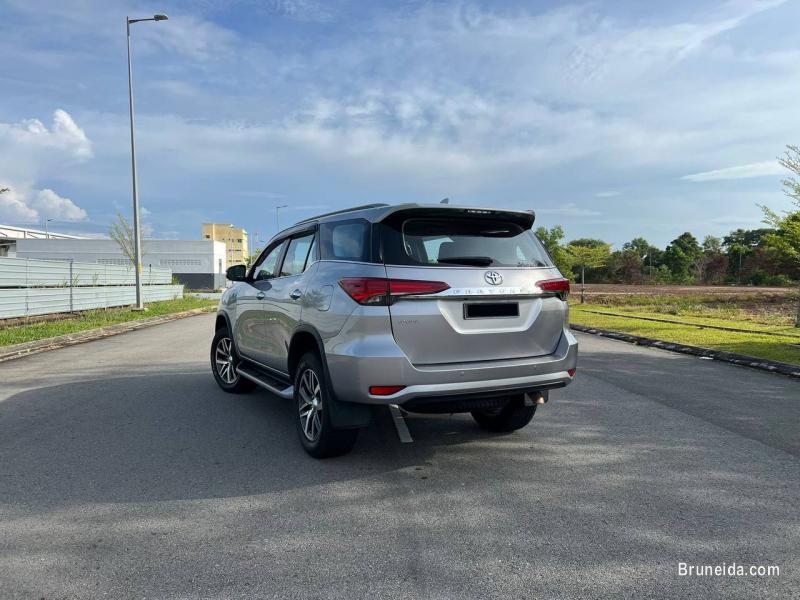 Toyota Fortuner 2WD 2. 7 - image 2
