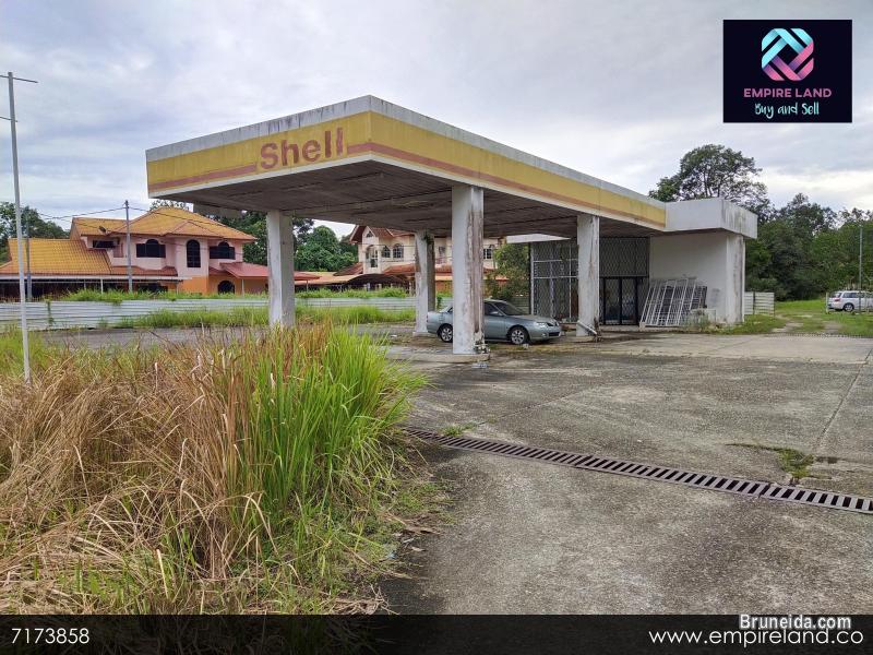 (SOLD) TUTONG, BRUNEI - PETER LAND - image 2