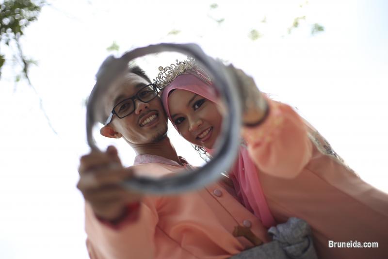 Wedding Photographer - image 4