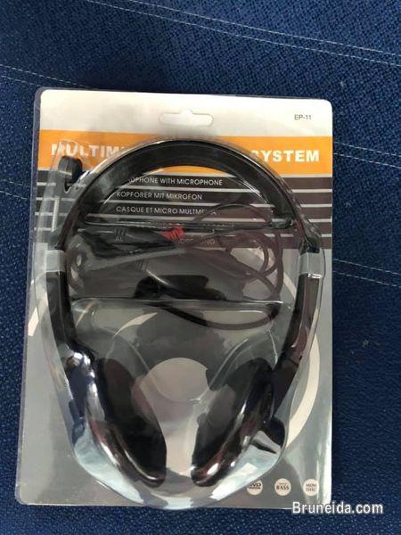 Multimedia headset system - image 1