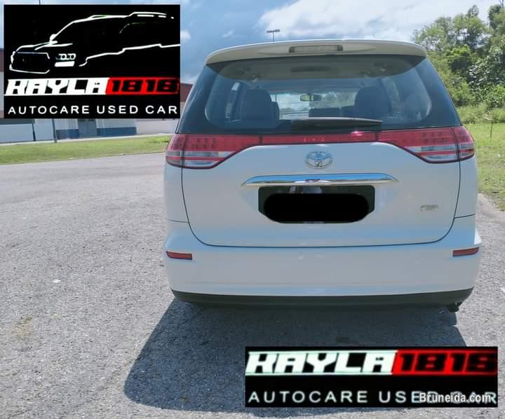 TOYOTA ESTIMA - image 3