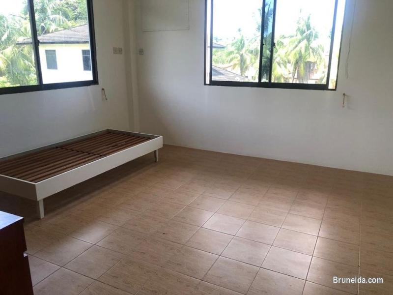 For Rent Detach Vintage Home in Jerudong - image 10