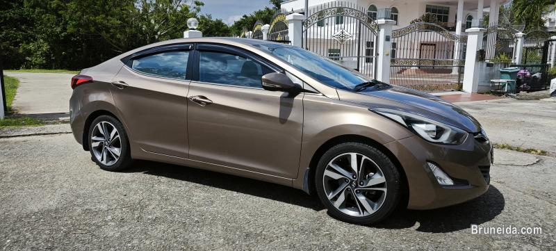 Hyundai Elantra GLS High Spec 2015 - image 2