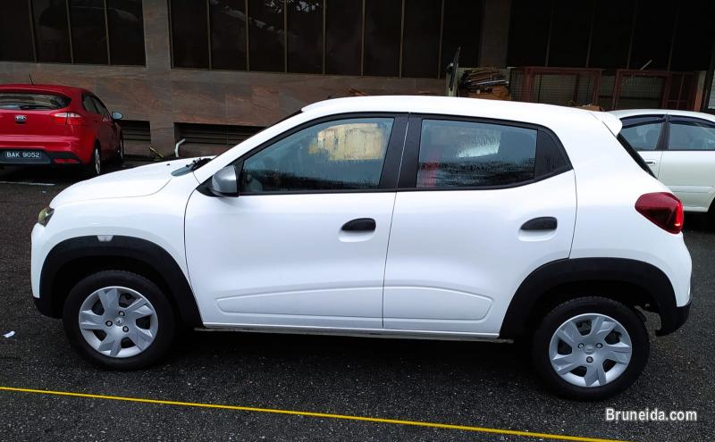 Renault Kwid 1. 0 Auto Hatchback, Reg Aug, 2022, Mileage 13K Km. - image 4