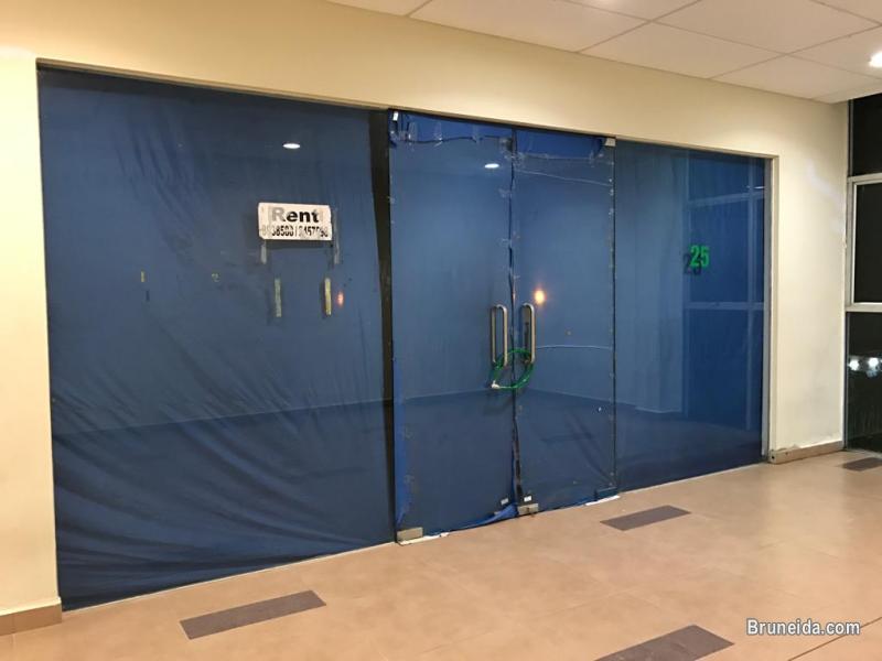 2nd floor Airport Mall Unit strategic location - image 3