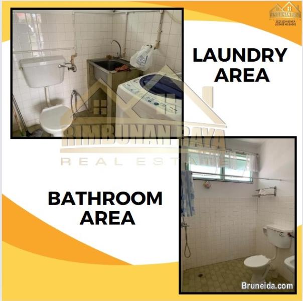 Double Storey Detached House For Rent - image 7