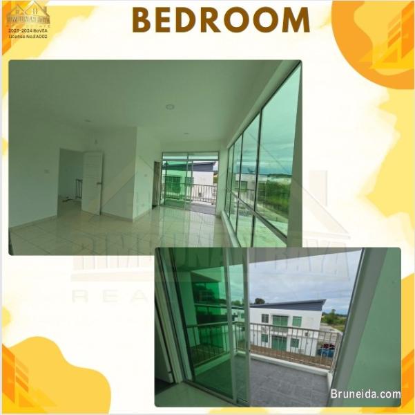 Double Storey Detached House For Sale - image 7