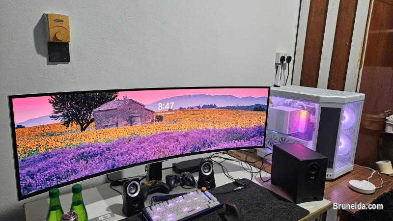 High-End Gaming PC + Samsung 2K 240Hz OLED Monitor - image 3