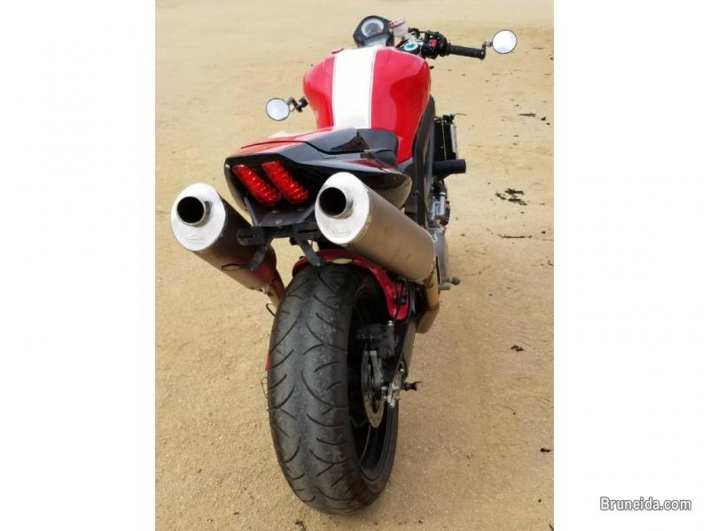 Salam, Selling my 2006 SUZUKI SV1000 S - image 3