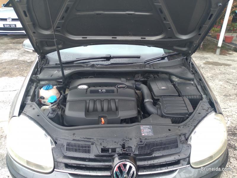2004 VW Golf A5 1. 6 - image 3