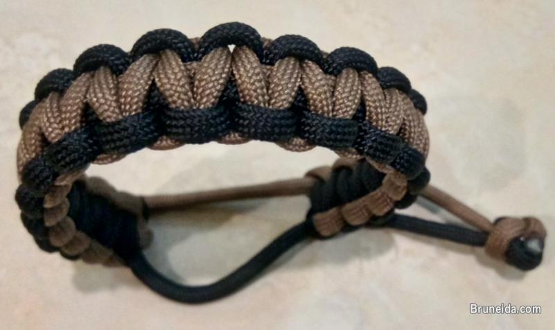 Paracord Bracelet - image 7