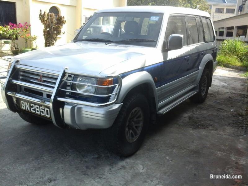 Mitsubishi Pajero for Sale 5500 and negotiable - image 1