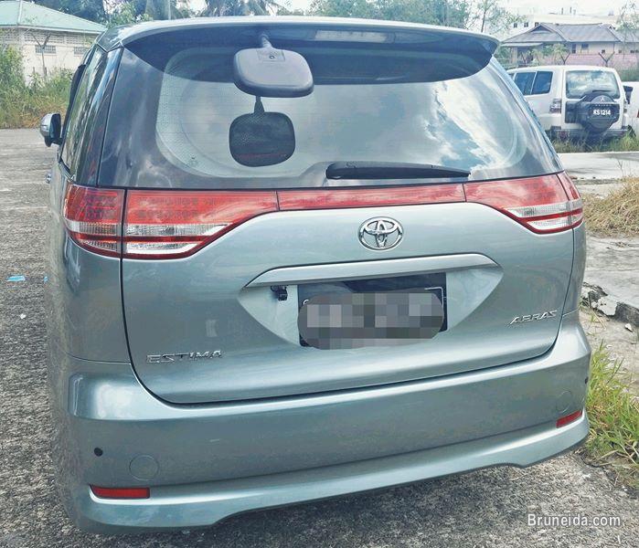 Pictures of Toyota Estima for sell