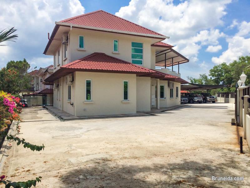 Beribi 2 Storey Fully Furnished Detached House For SALE - image 2