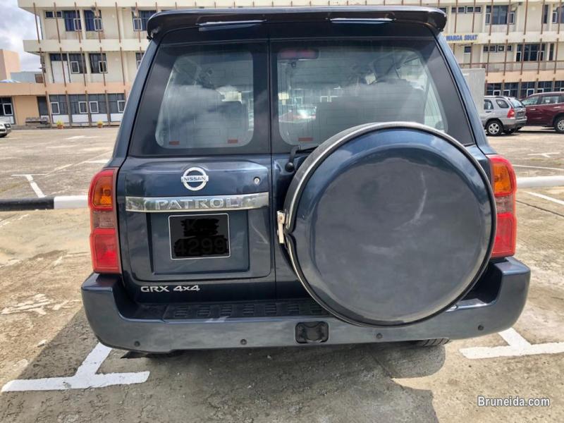 Nissan patrol 3. 0 grx turbo 4wd - image 2