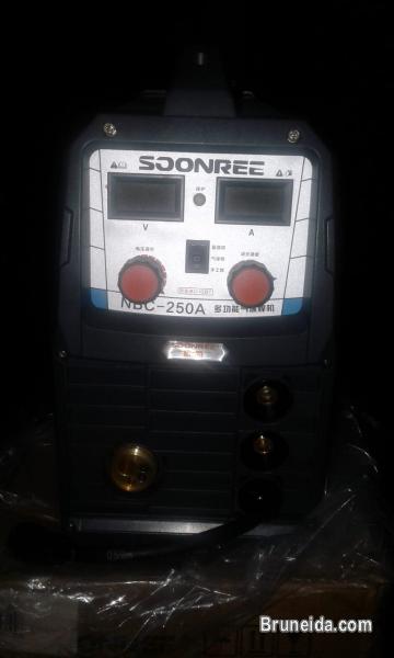 Welding Machine - image 2