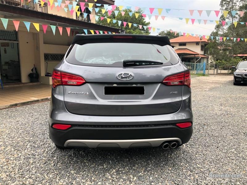 Hyundai Santa Fe - image 4