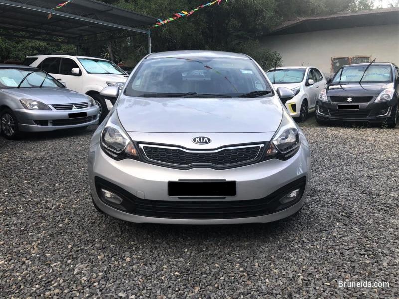 Kia Rio - image 3