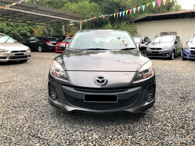 Mazda 3 - image 3