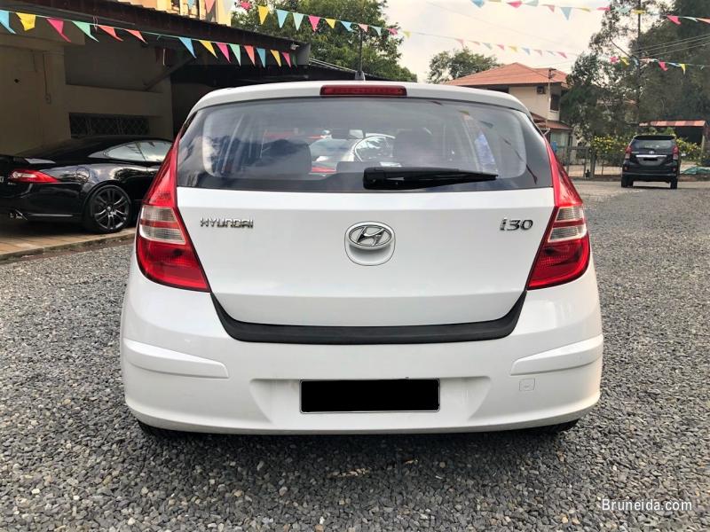 Hyundai i30 - image 4
