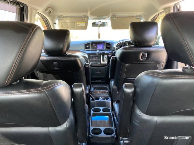 Nissan Elgrand 250 Highway Star - image 8