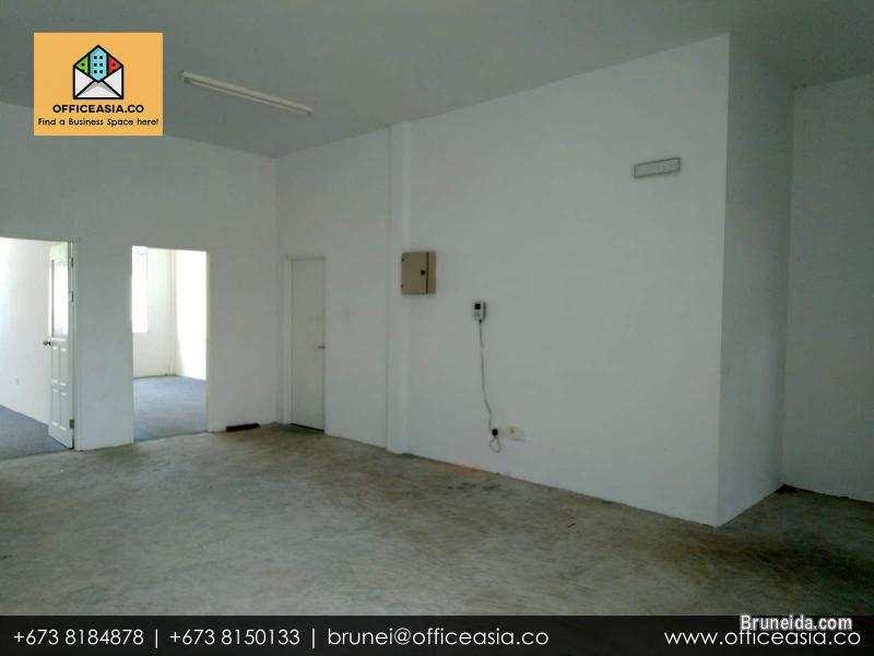 Jangsak - YAMAN SPACE FOR RENT $600 - image 4