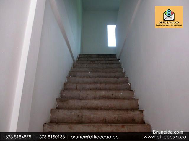 Kota Batu - GUY SPACE FOR RENT $1. 6K - image 9