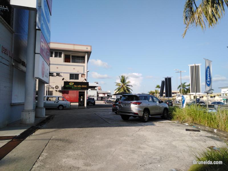 Sengkurong - Unit 11 & 12 First Floor $1, 600 - image 3