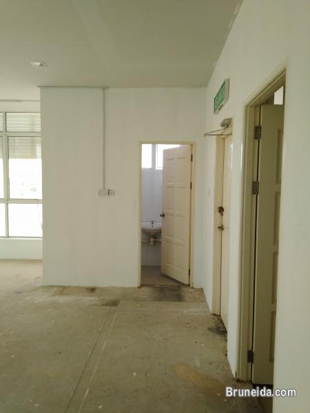 KENNY - $1. 2K 2nd Floor Kiulap - image 12