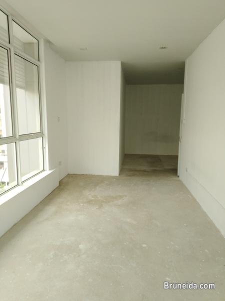 KENNY - $1. 2K 2nd Floor Kiulap - image 6