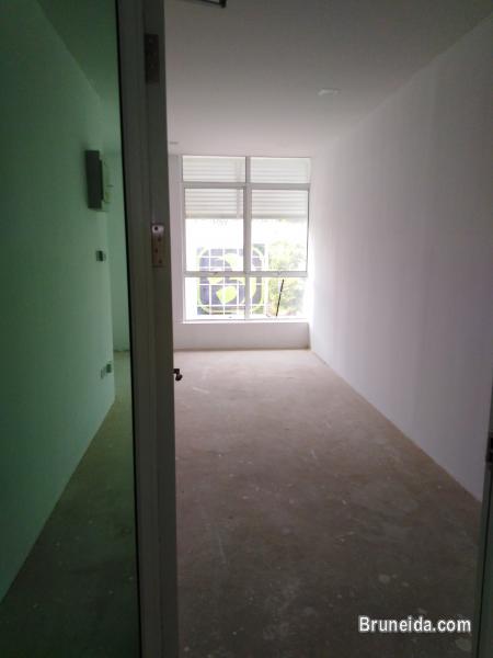 KENNY - $1. 2K 2nd Floor Kiulap - image 8