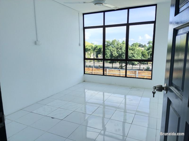 SOFEA - $900 1st Floor Sengkurong - image 1