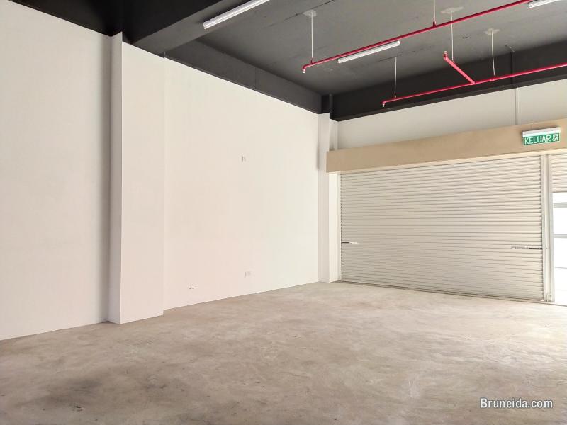 ELLE SPACE 1FA2 - THE WALK - image 3