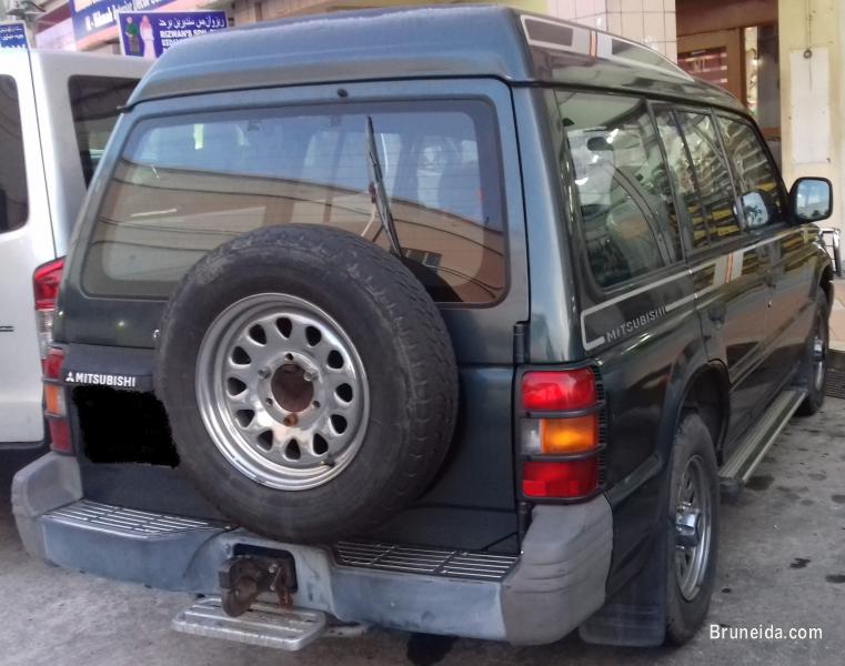 SOLD! FAMILY CAR PAJERO 4WD DIESEL (MANUAL) TO LET GO!! - image 5