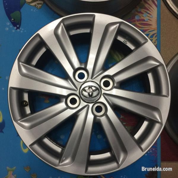 Toyota Vios 2013 Original rim. - image 2